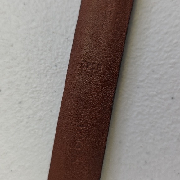 Coach classic leather narrow Belt with Gold Buckle - Picture 10 of 10